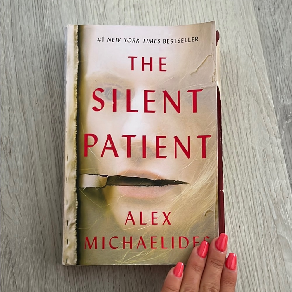The Silent Patient by Alex Michaelides - Hardcover